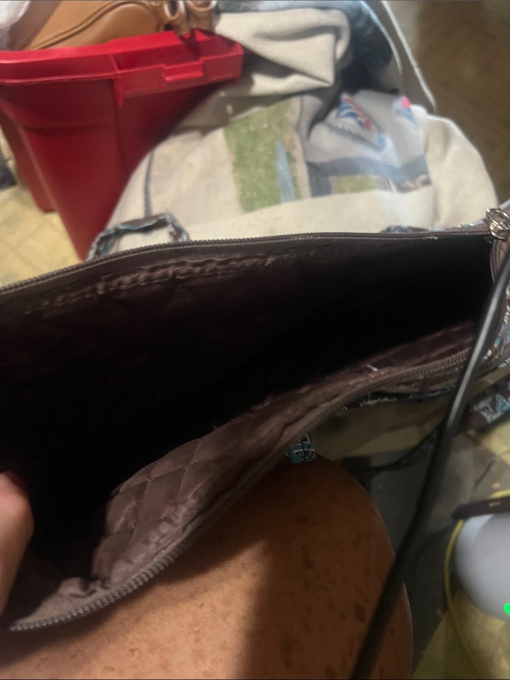 Tote - Picture 2 of 2
